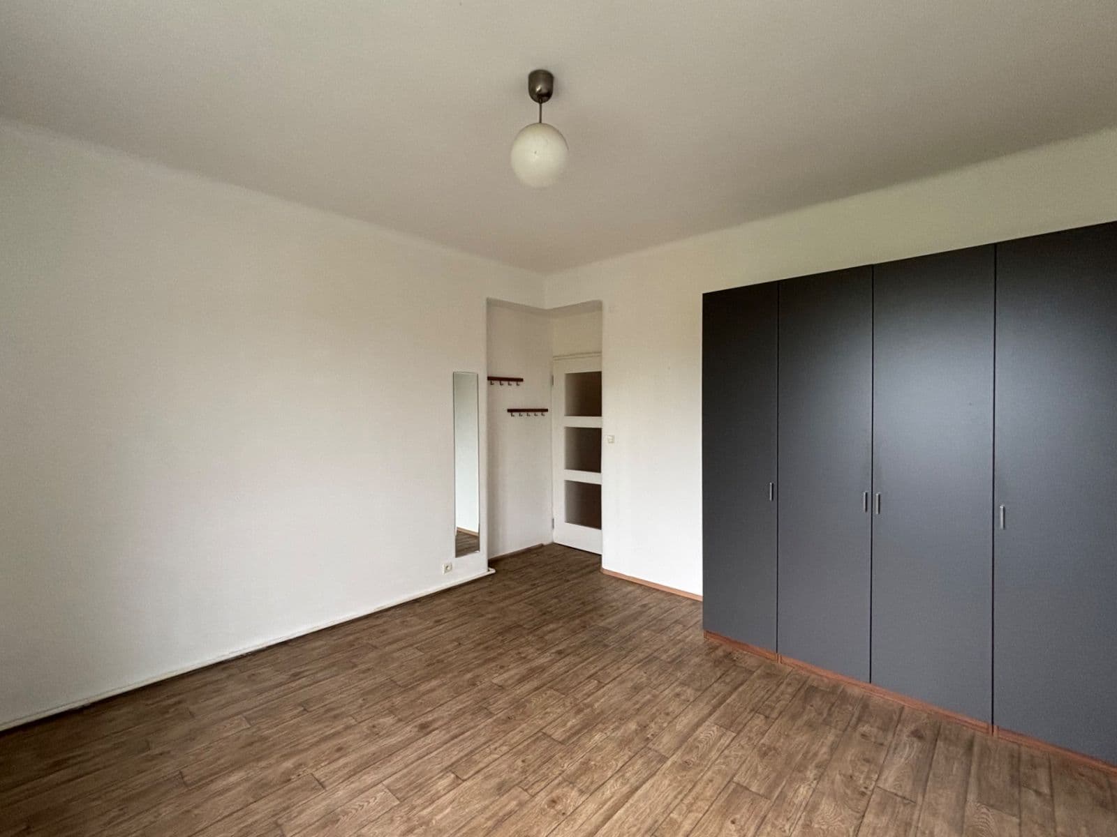 Prenájom bytu 2-izbový 58 m², Šlikova, Praha, Praha Prenájom bytu 2-izbový 58 m², Šlikova, Praha, Praha