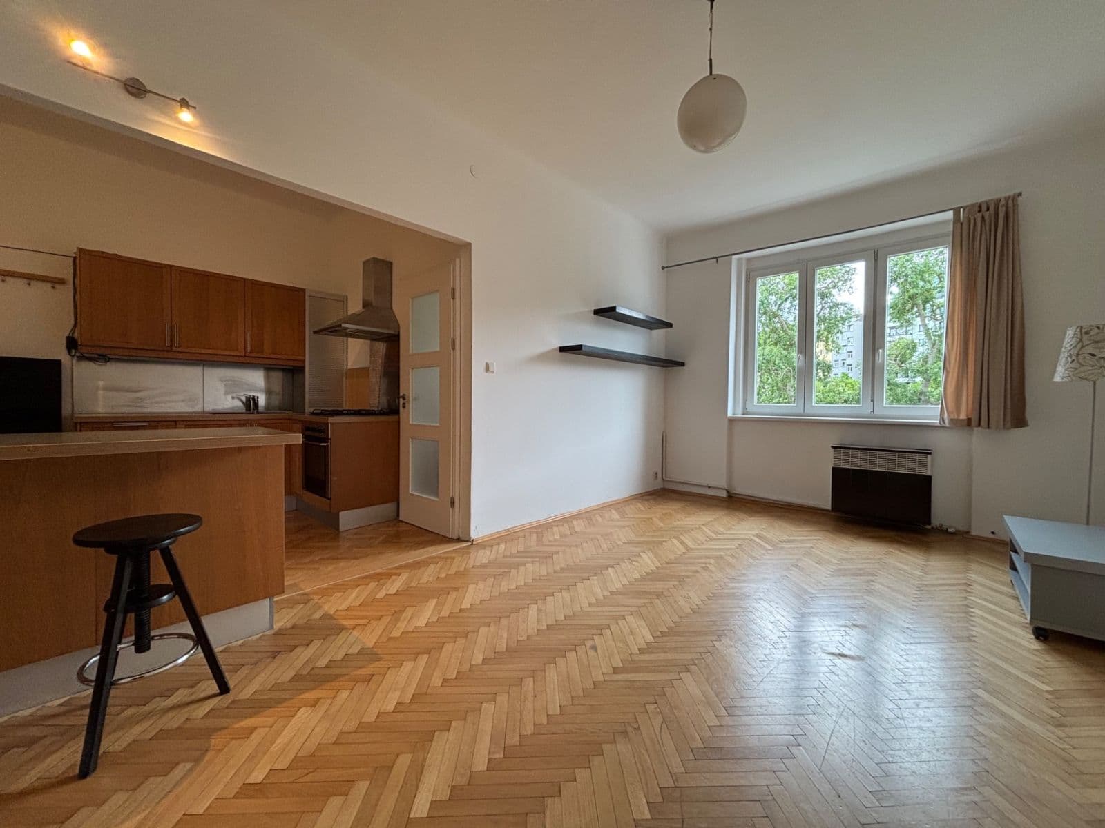 Prenájom bytu 2-izbový 58 m², Šlikova, Praha, Praha Prenájom bytu 2-izbový 58 m², Šlikova, Praha, Praha