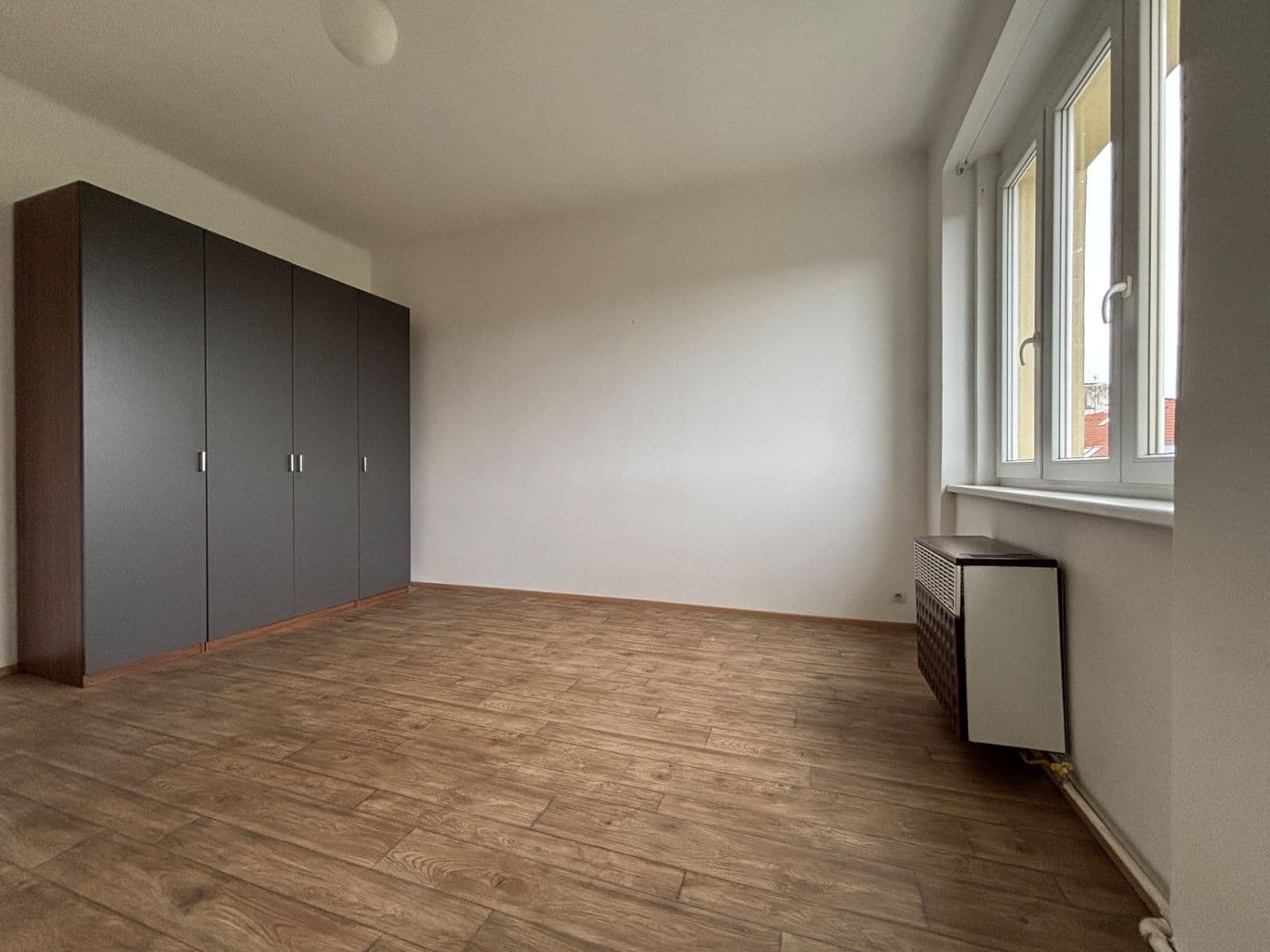 Prenájom bytu 2-izbový 58 m², Šlikova, Praha, Praha Prenájom bytu 2-izbový 58 m², Šlikova, Praha, Praha