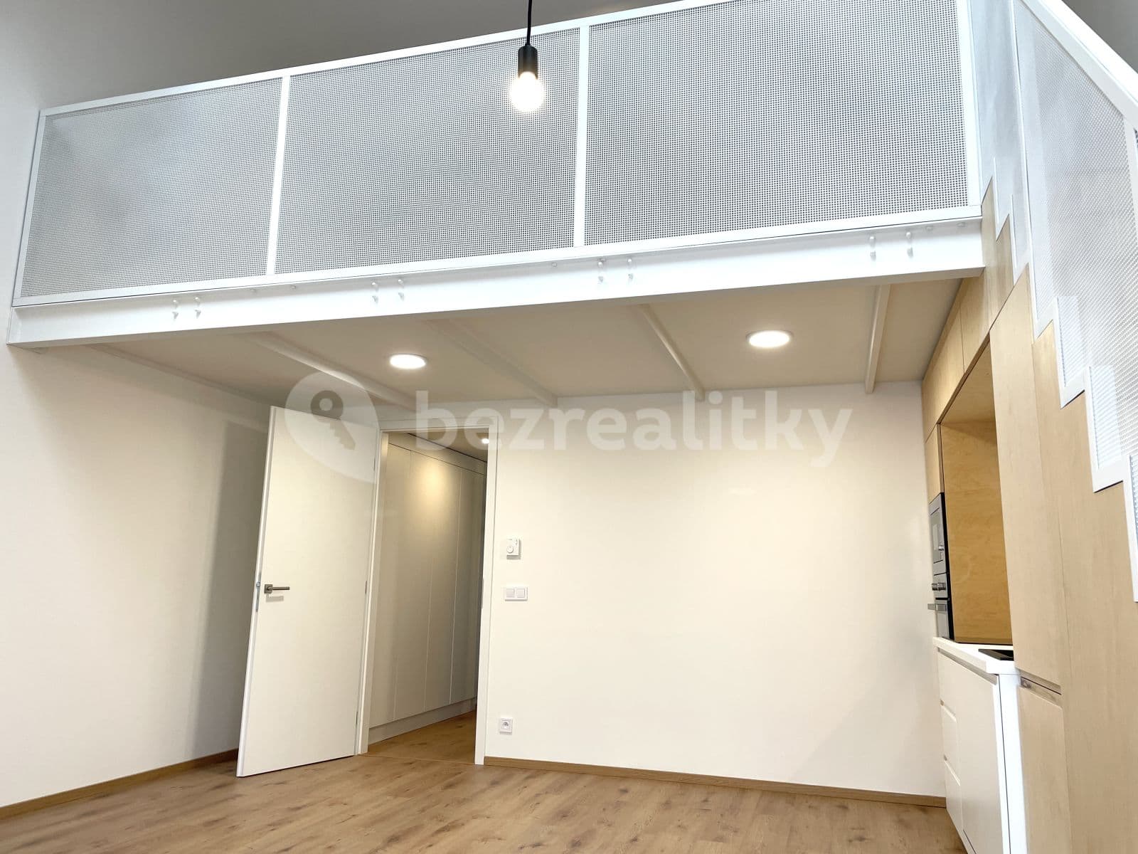 Prenájom bytu 2-izbový 56 m², Legionářů, Praha, Praha Prenájom bytu 2-izbový 56 m², Legionářů, Praha, Praha