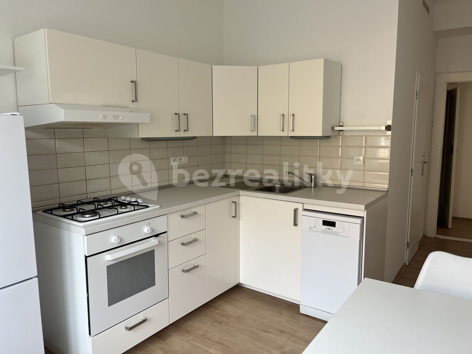 Prenájom bytu 1-izbový 40 m², Kladenská, Praha, Praha Prenájom bytu 1-izbový 40 m², Kladenská, Praha, Praha