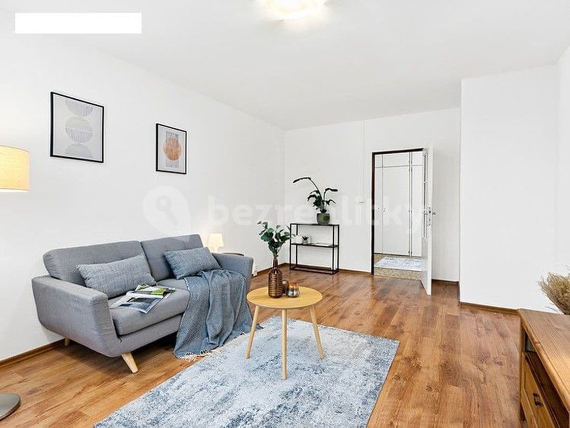 Prenájom bytu 1-izbový 55 m², U Krbu, Praha, Praha Prenájom bytu 1-izbový 55 m², U Krbu, Praha, Praha