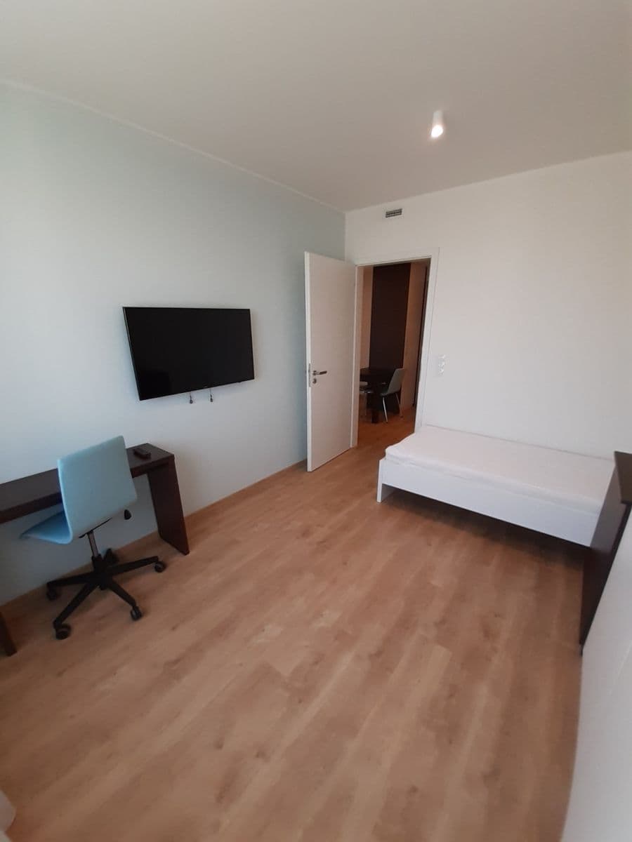 Prenájom bytu 2-izbový 41 m², Mukařovského, Praha, Praha Prenájom bytu 2-izbový 41 m², Mukařovského, Praha, Praha