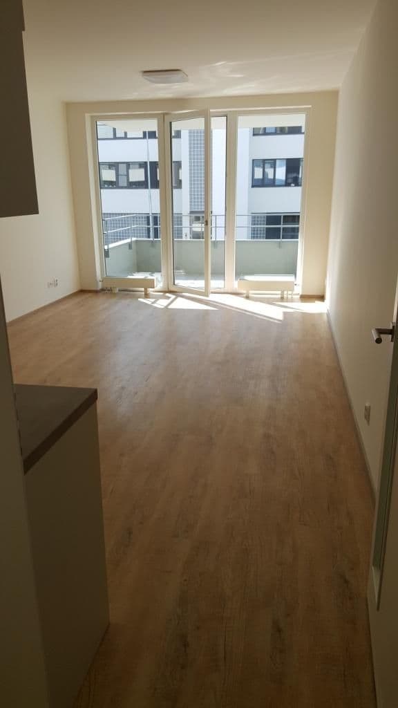 Prenájom bytu 1-izbový 34 m², Markůvky, Brno, Jihomoravský kraj Prenájom bytu 1-izbový 34 m², Markůvky, Brno, Jihomoravský kraj