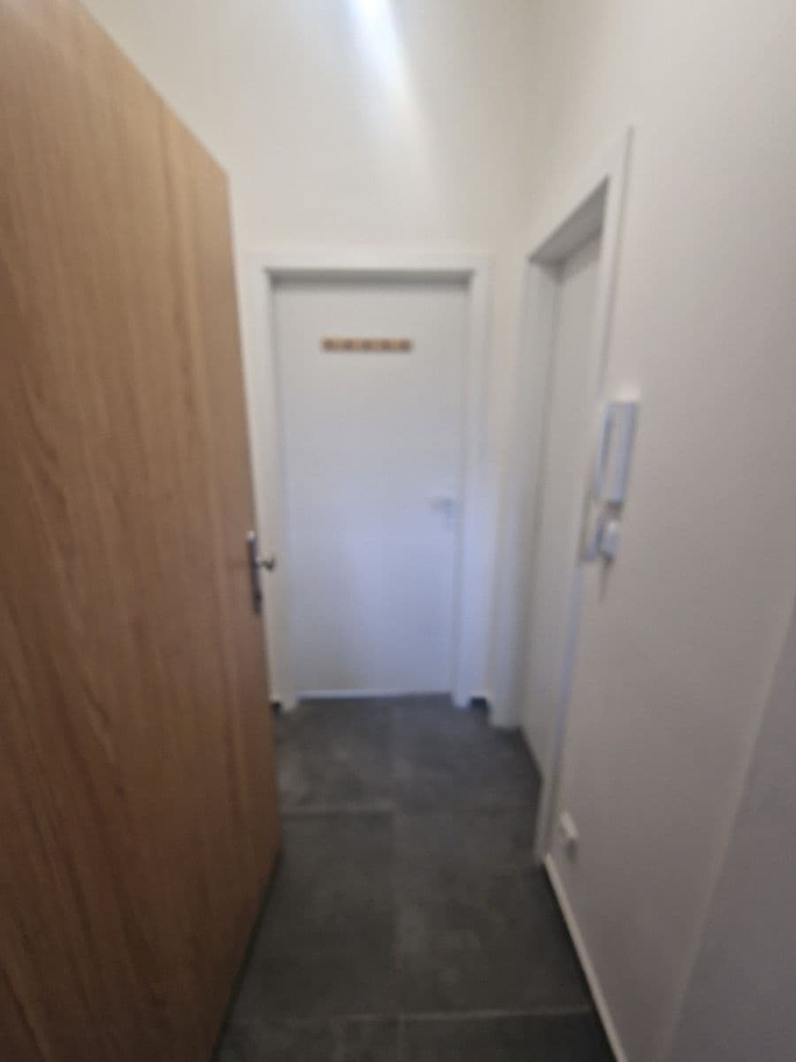 Prenájom bytu 1-izbový 34 m², Kokořínská, Praha, Praha Prenájom bytu 1-izbový 34 m², Kokořínská, Praha, Praha