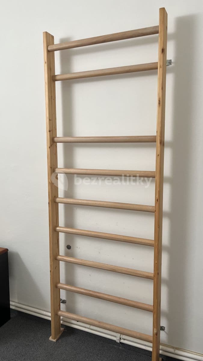 Prenájom bytu 80 m², Cetyňská, Praha, Praha Prenájom bytu 80 m², Cetyňská, Praha, Praha