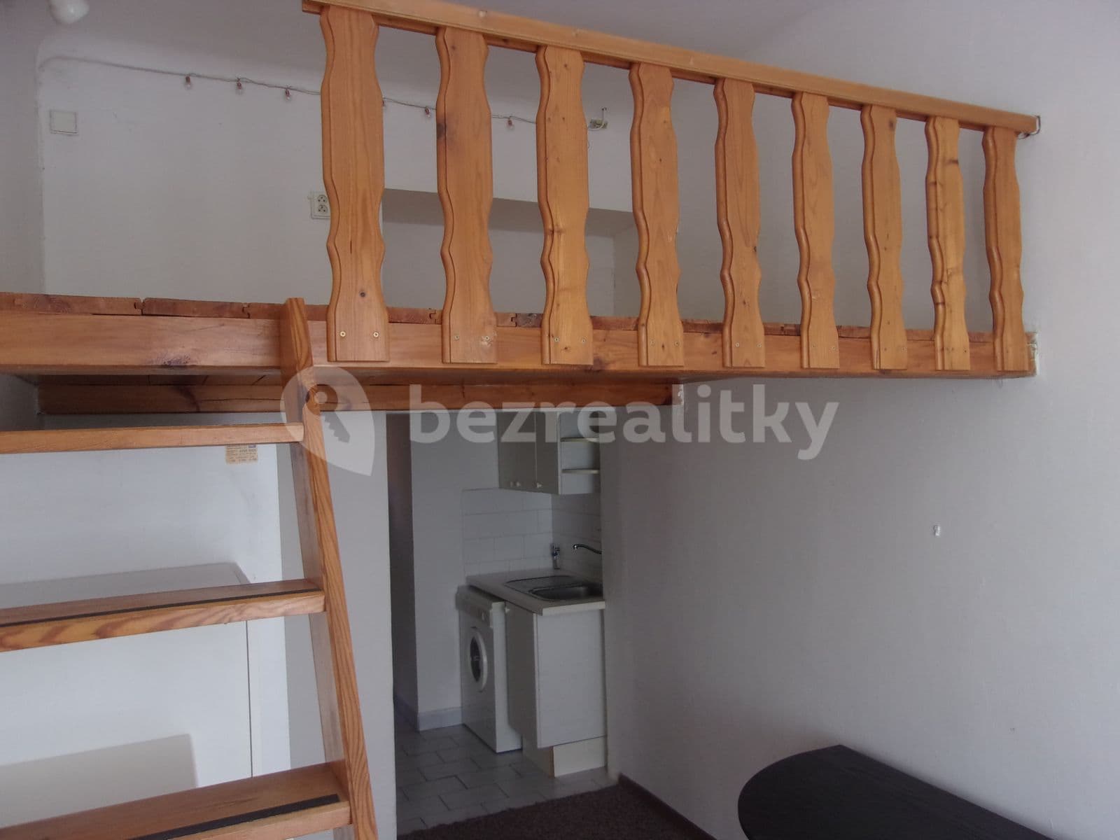 Prenájom bytu 1-izbový 20 m², Vítkova, Praha, Praha Prenájom bytu 1-izbový 20 m², Vítkova, Praha, Praha