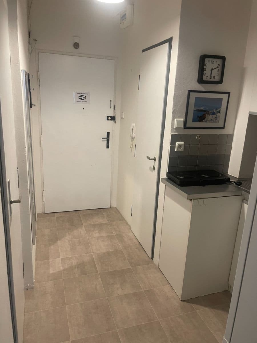 Prenájom bytu 1-izbový 1 m², Dlouhá, Praha, Praha Prenájom bytu 1-izbový 1 m², Dlouhá, Praha, Praha