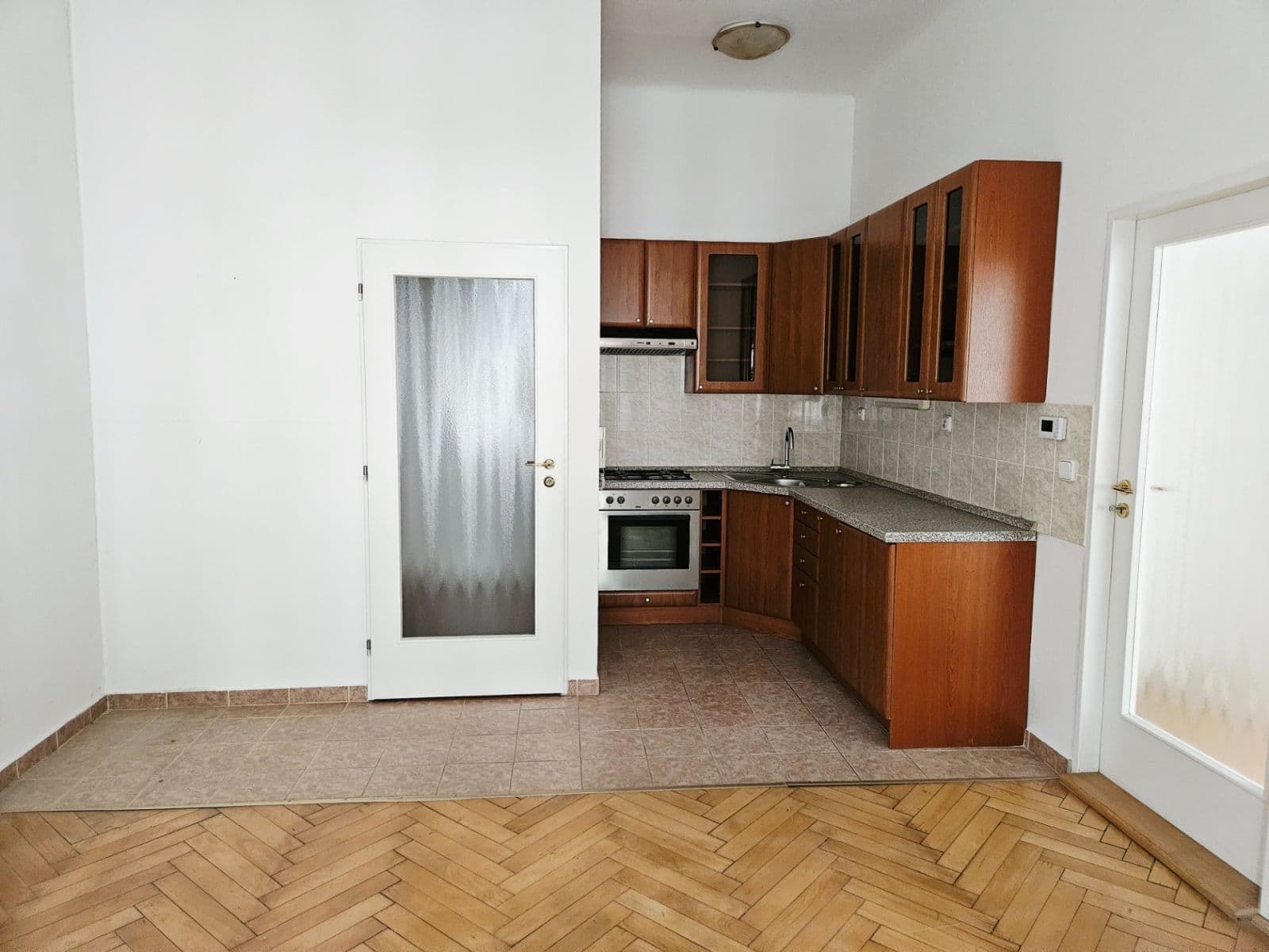 Prenájom bytu 2-izbový 36 m², Sochařská, Praha, Praha Prenájom bytu 2-izbový 36 m², Sochařská, Praha, Praha