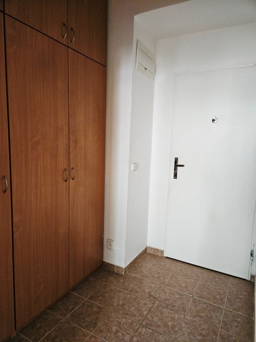Prenájom bytu 2-izbový 36 m², Sochařská, Praha, Praha Prenájom bytu 2-izbový 36 m², Sochařská, Praha, Praha