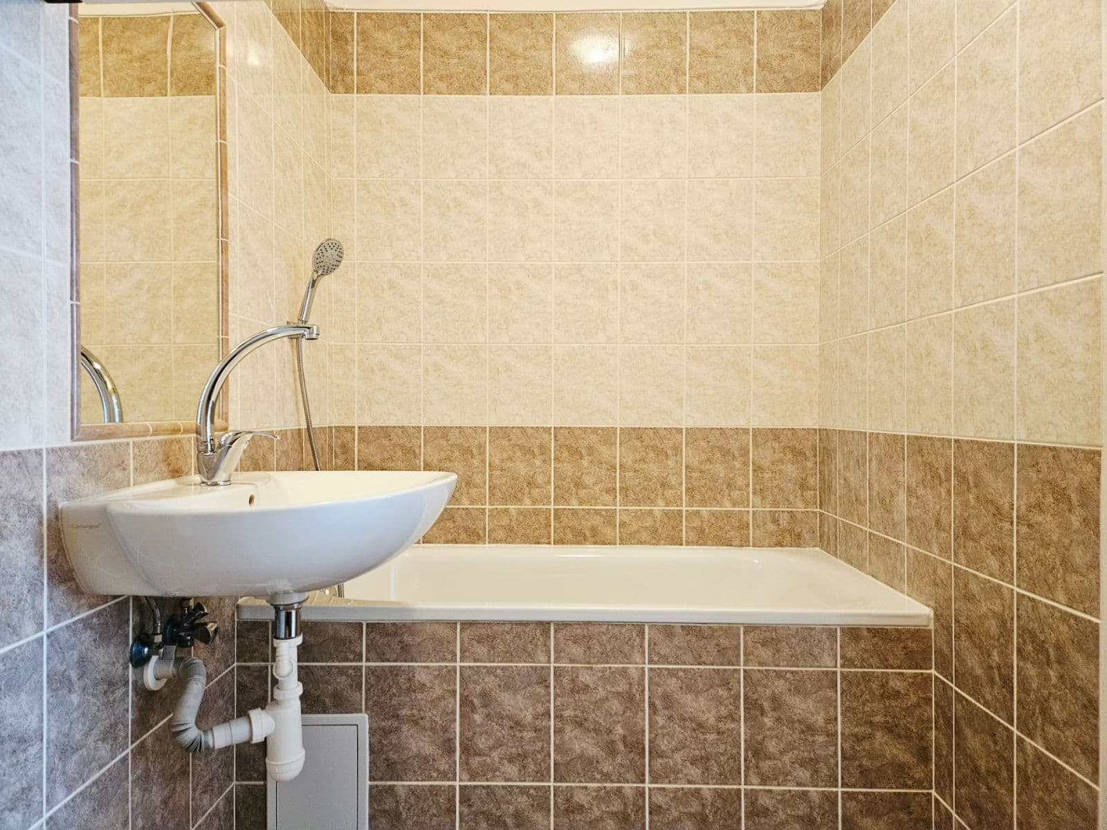 Prenájom bytu 2-izbový 36 m², Sochařská, Praha, Praha Prenájom bytu 2-izbový 36 m², Sochařská, Praha, Praha
