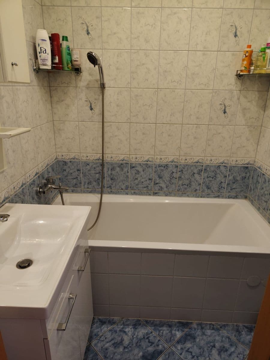 Predaj bytu 2-izbový 60 m², Ahepjukova, Ostrava, Moravskoslezský kraj Predaj bytu 2-izbový 60 m², Ahepjukova, Ostrava, Moravskoslezský kraj