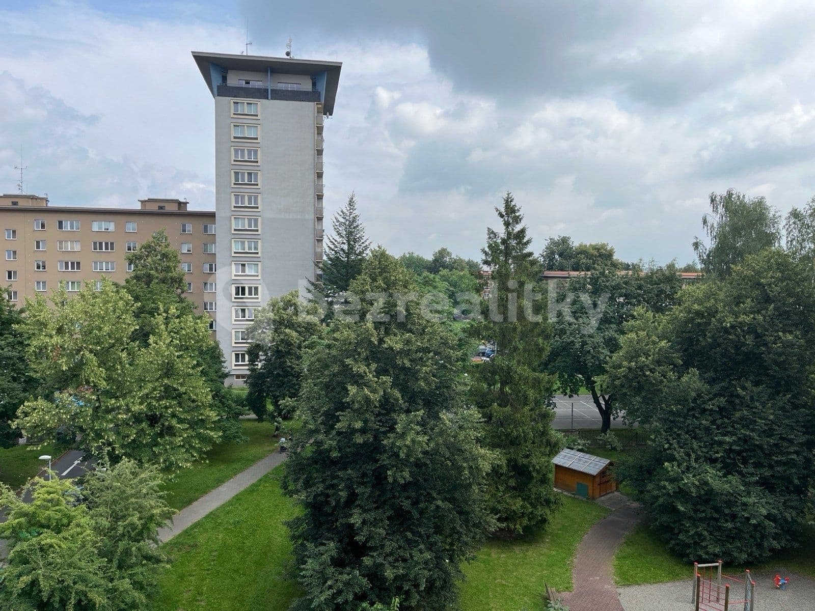 Prenájom bytu 1-izbový 34 m², Československé armády, Havířov, Moravskoslezský kraj Prenájom bytu 1-izbový 34 m², Československé armády, Havířov, Moravskoslezský kraj