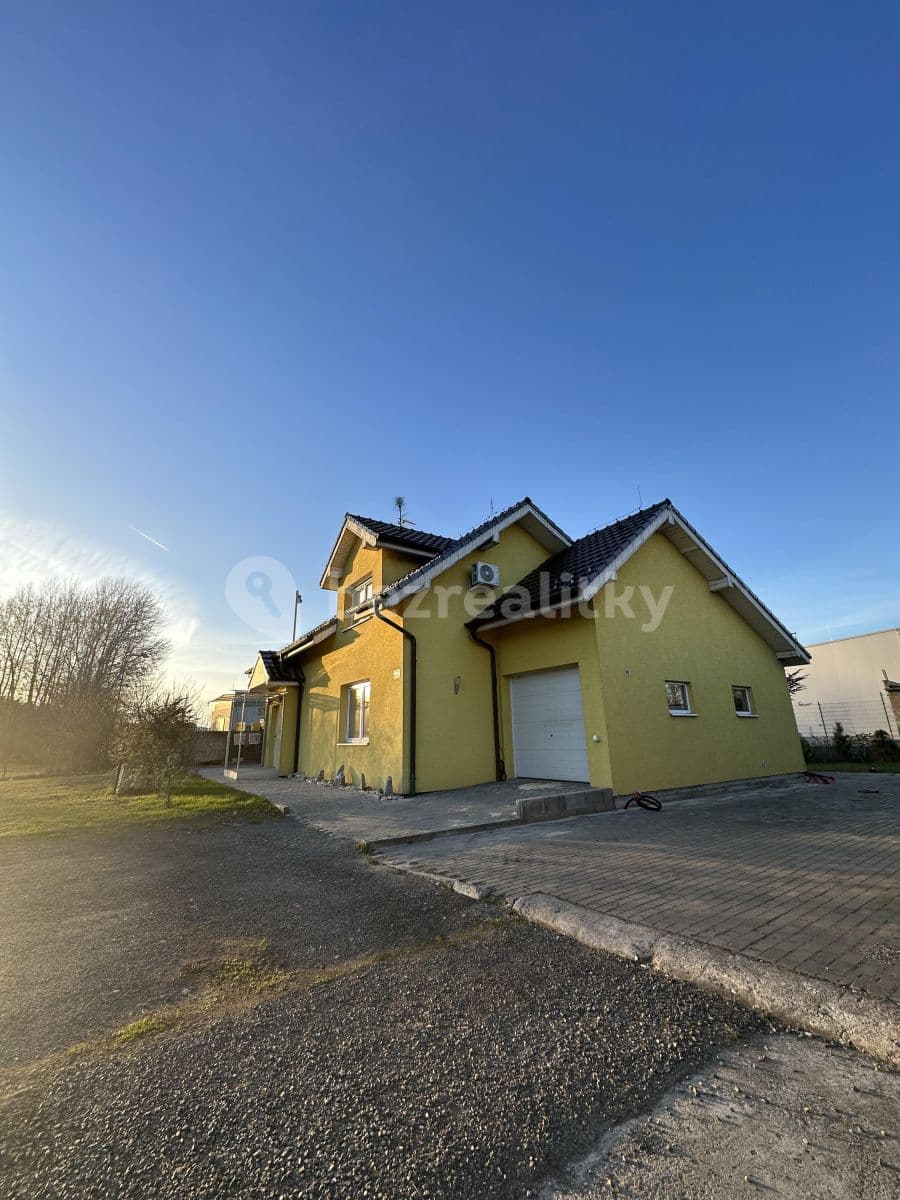 Prenájom kancelárie 16 m², Olomoucká, Prostějov, Olomoucký kraj Prenájom kancelárie 16 m², Olomoucká, Prostějov, Olomoucký kraj