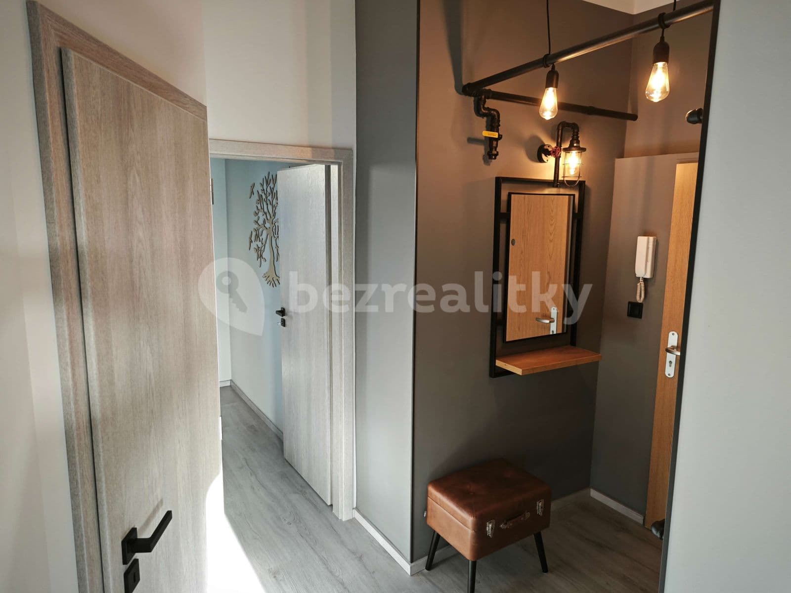 Prenájom bytu 2-izbový 33 m², Turnovská, Praha, Praha Prenájom bytu 2-izbový 33 m², Turnovská, Praha, Praha
