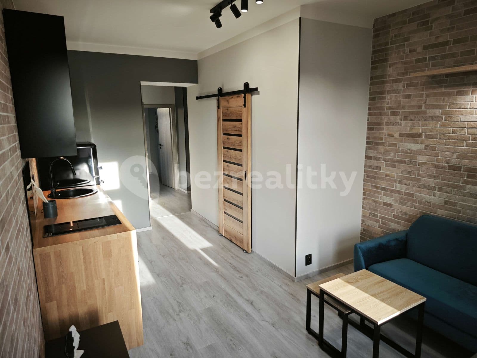 Prenájom bytu 2-izbový 33 m², Turnovská, Praha, Praha Prenájom bytu 2-izbový 33 m², Turnovská, Praha, Praha