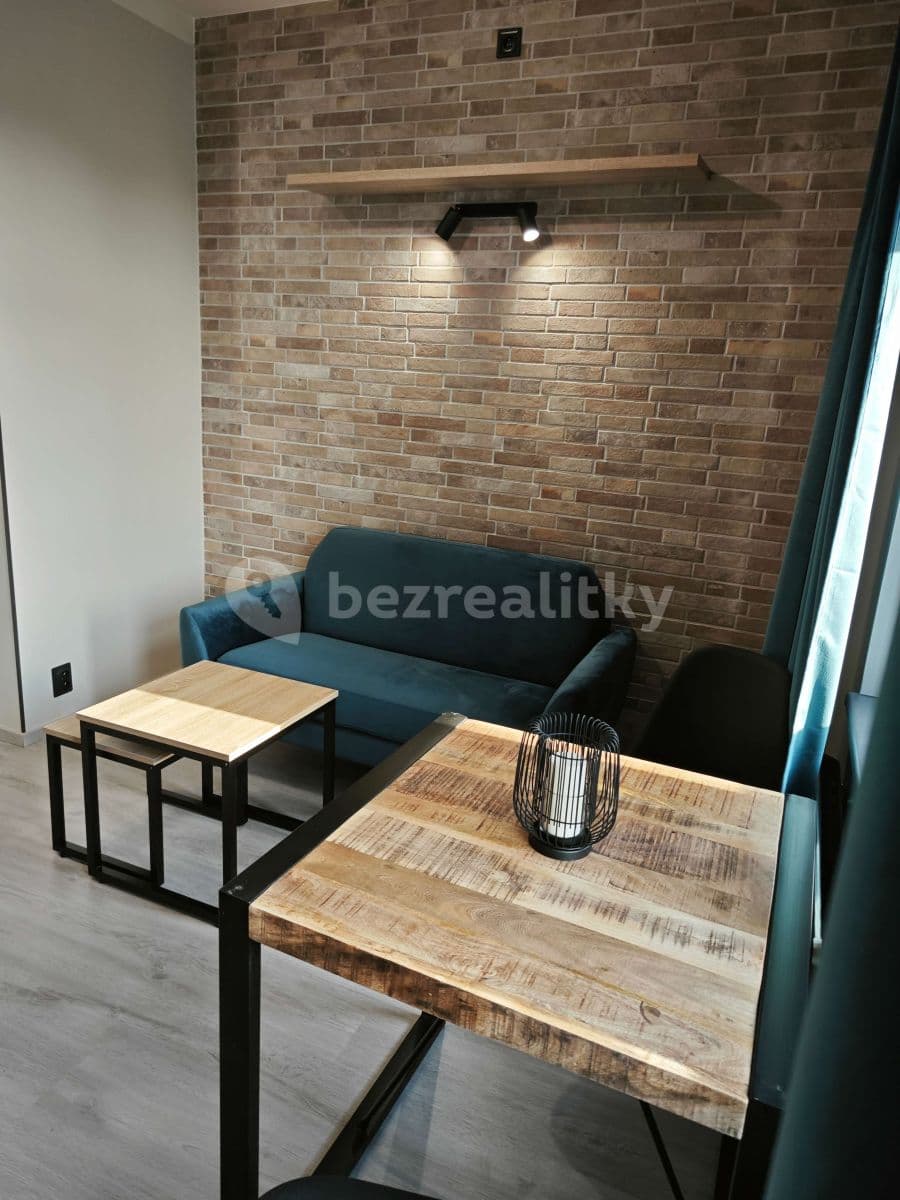 Prenájom bytu 2-izbový 33 m², Turnovská, Praha, Praha Prenájom bytu 2-izbový 33 m², Turnovská, Praha, Praha