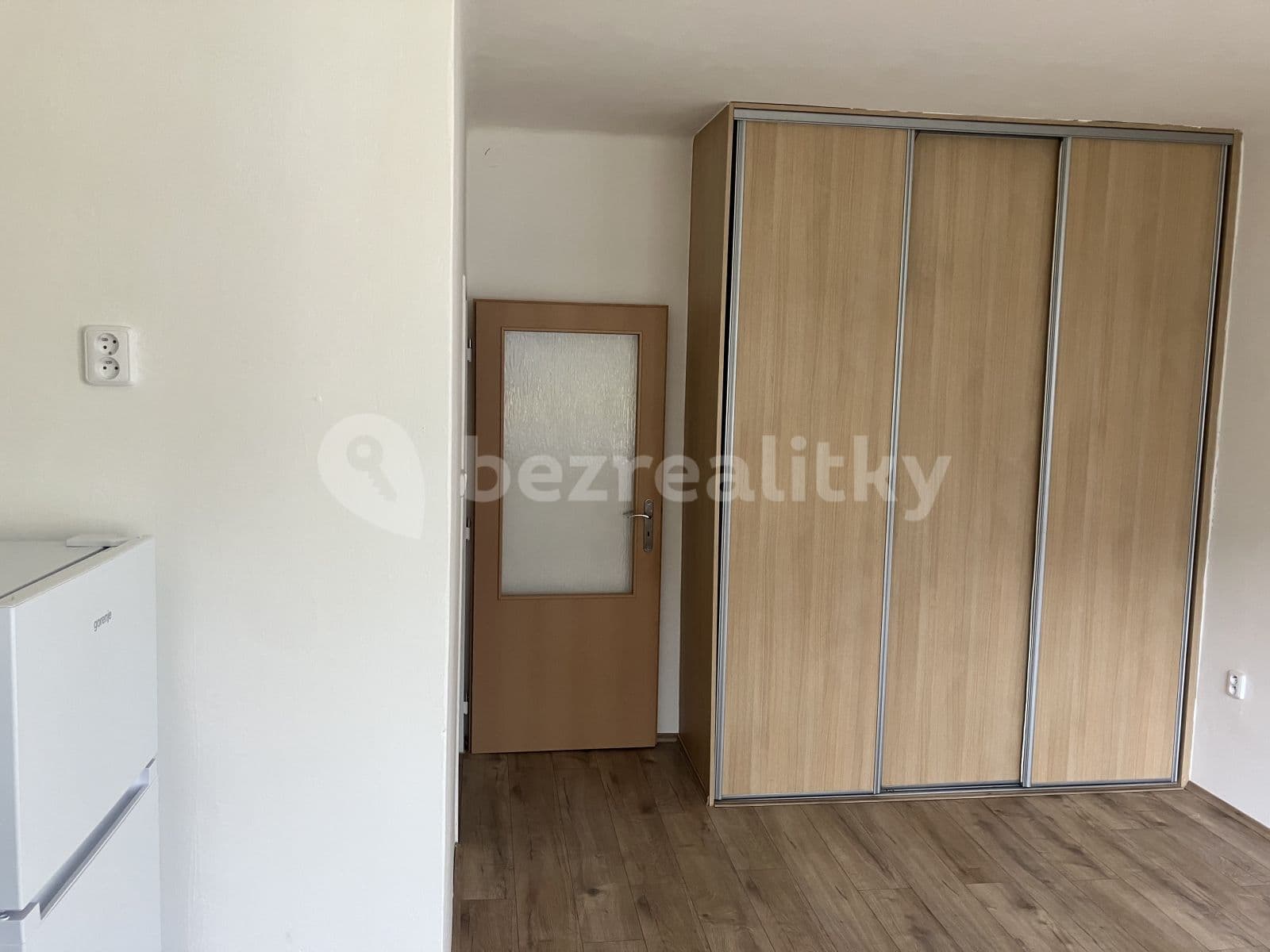 Prenájom bytu 1-izbový 23 m², Dukelských hrdinů, Ústí nad Labem, Ústecký kraj Prenájom bytu 1-izbový 23 m², Dukelských hrdinů, Ústí nad Labem, Ústecký kraj