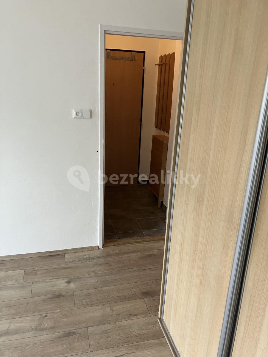 Prenájom bytu 1-izbový 23 m², Dukelských hrdinů, Ústí nad Labem, Ústecký kraj Prenájom bytu 1-izbový 23 m², Dukelských hrdinů, Ústí nad Labem, Ústecký kraj