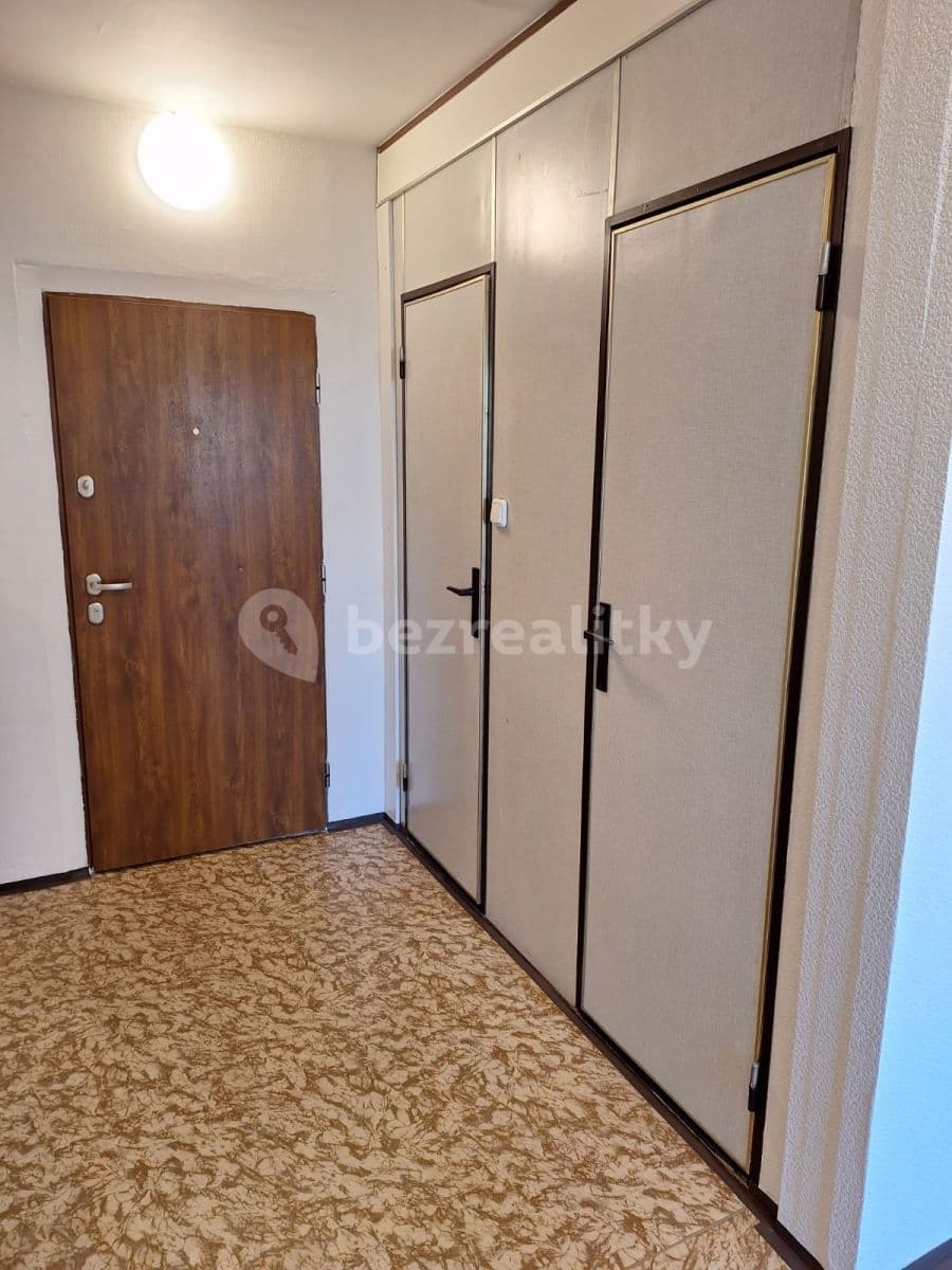 Prenájom bytu 2-izbový 45 m², U Jezera, Praha, Praha Prenájom bytu 2-izbový 45 m², U Jezera, Praha, Praha