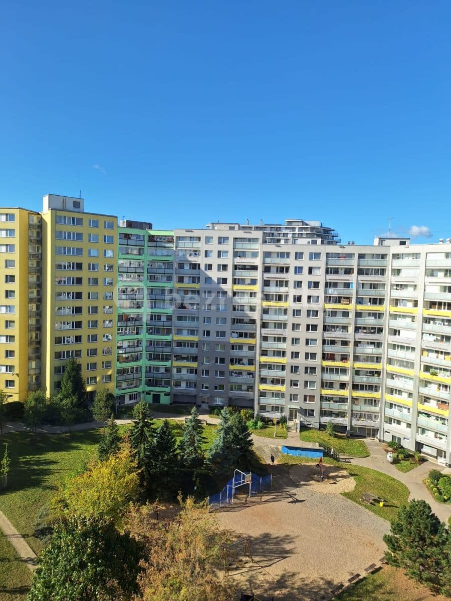 Prenájom bytu 2-izbový 45 m², U Jezera, Praha, Praha Prenájom bytu 2-izbový 45 m², U Jezera, Praha, Praha
