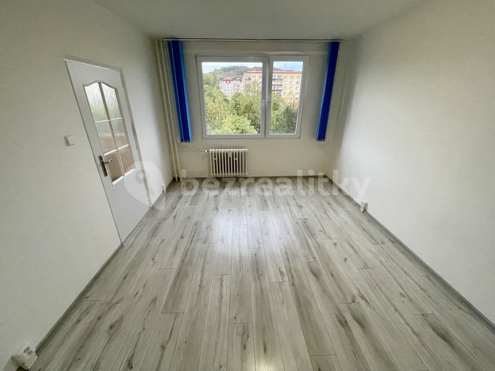 Prenájom bytu 1-izbový 38 m², Pod Parkem, Ústí nad Labem, Ústecký kraj Prenájom bytu 1-izbový 38 m², Pod Parkem, Ústí nad Labem, Ústecký kraj