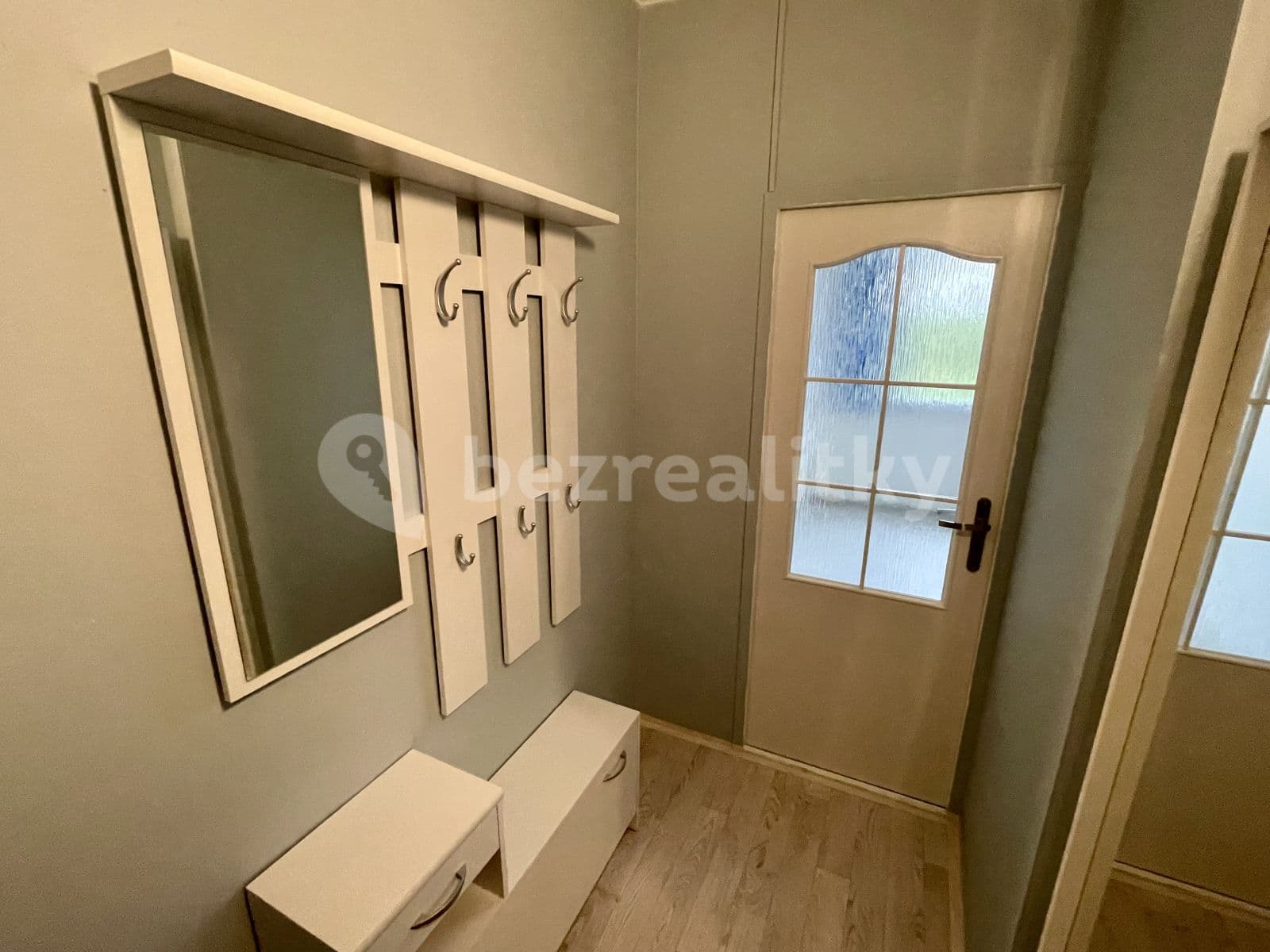 Prenájom bytu 1-izbový 38 m², Pod Parkem, Ústí nad Labem, Ústecký kraj Prenájom bytu 1-izbový 38 m², Pod Parkem, Ústí nad Labem, Ústecký kraj