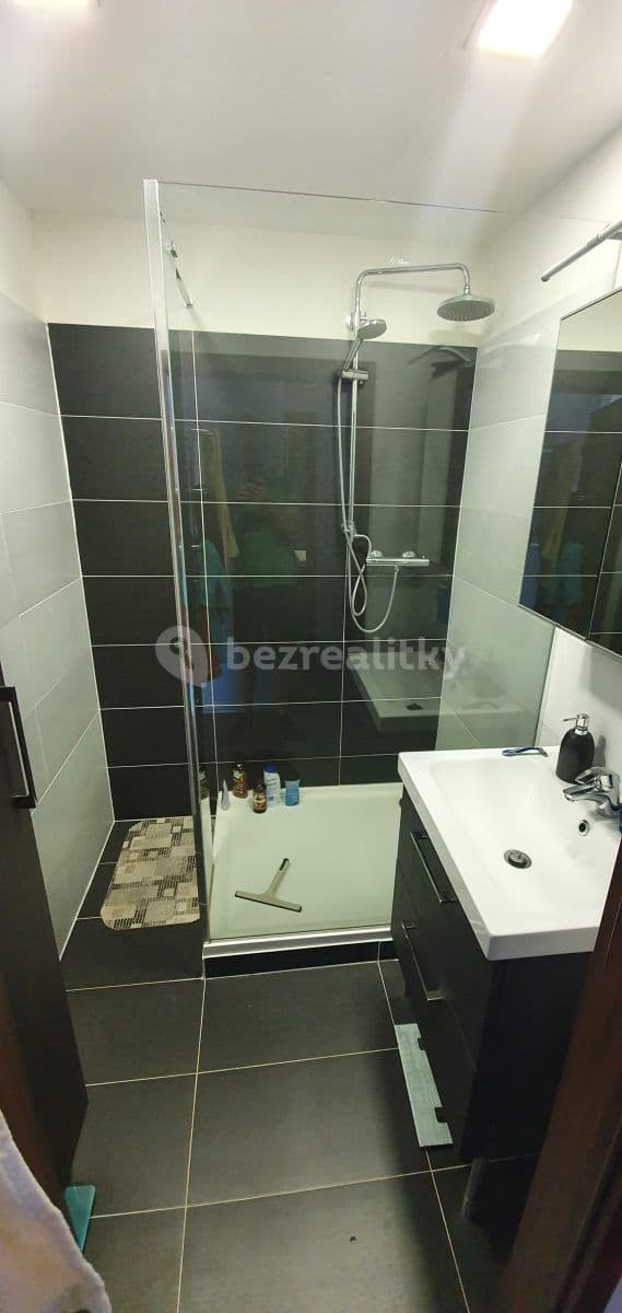 Prenájom bytu 3-izbový 68 m², Jetelová, Praha, Praha Prenájom bytu 3-izbový 68 m², Jetelová, Praha, Praha