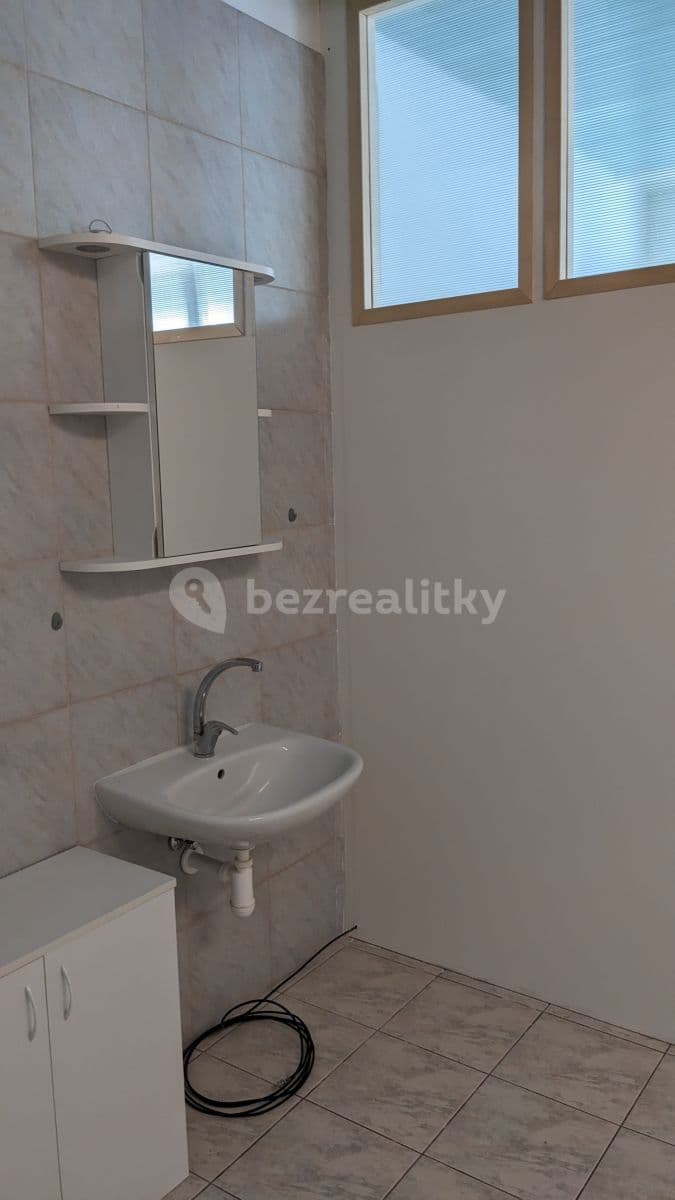 Prenájom kancelárie 34 m², Ant. Barcala, České Budějovice, Jihočeský kraj Prenájom kancelárie 34 m², Ant. Barcala, České Budějovice, Jihočeský kraj