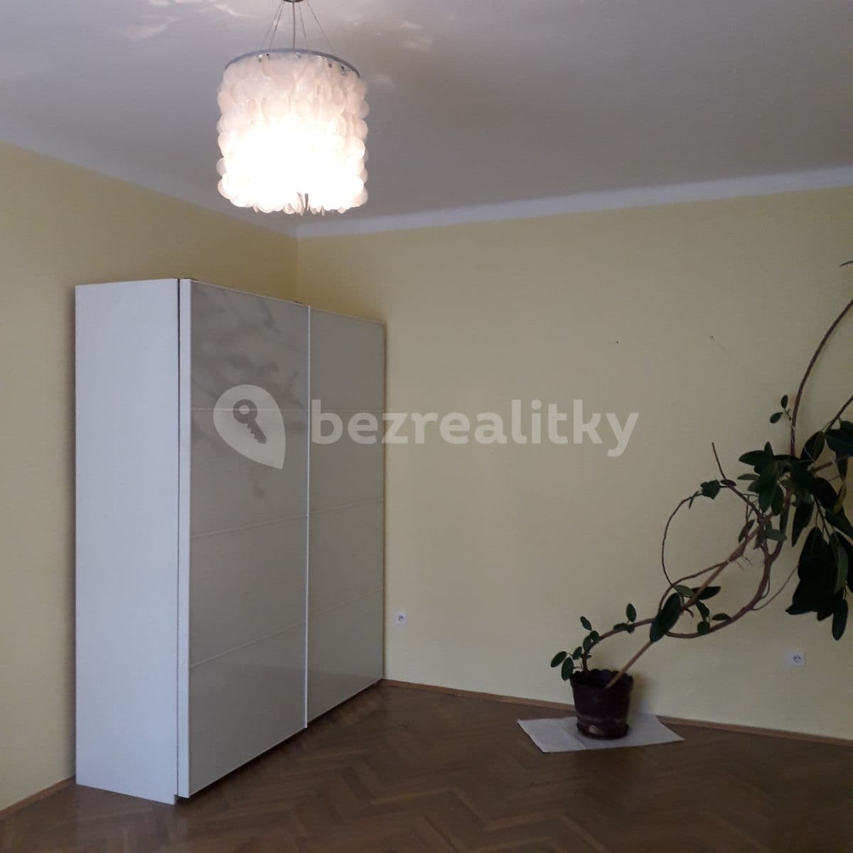 Prenájom bytu 2-izbový 62 m², Praha, Praha Prenájom bytu 2-izbový 62 m², Praha, Praha
