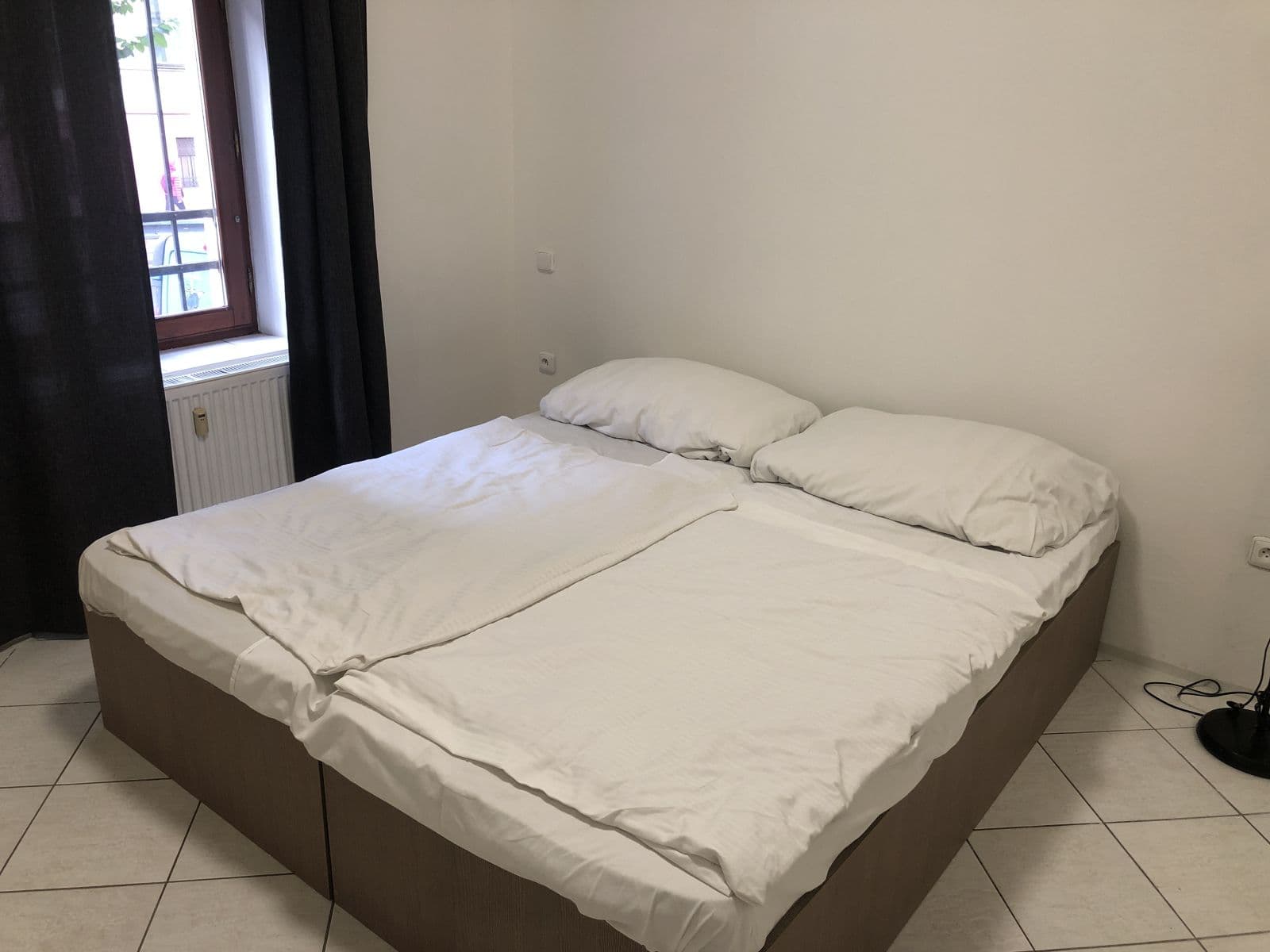 Prenájom bytu 2-izbový 45 m², U Santošky, Praha, Praha Prenájom bytu 2-izbový 45 m², U Santošky, Praha, Praha