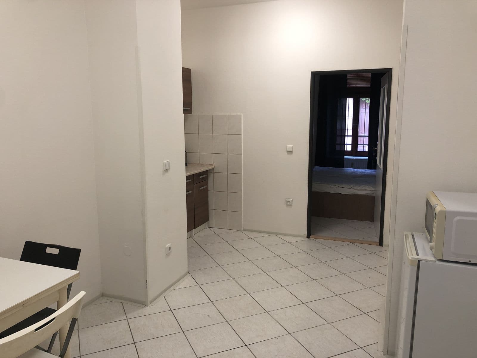 Prenájom bytu 2-izbový 45 m², U Santošky, Praha, Praha Prenájom bytu 2-izbový 45 m², U Santošky, Praha, Praha