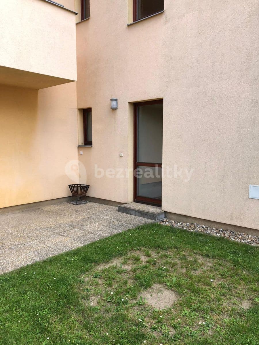 Predaj bytu 2-izbový 268 m², Karla IV., Horoměřice, Středočeský kraj