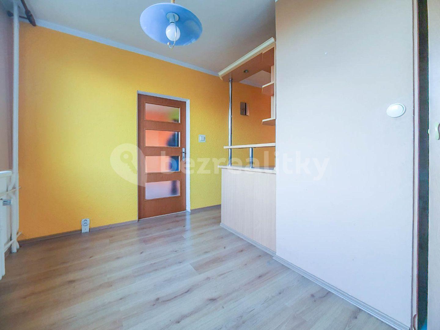 Predaj bytu 4-izbový 76 m², Na sídlišti, Čížkovice, Ústecký kraj