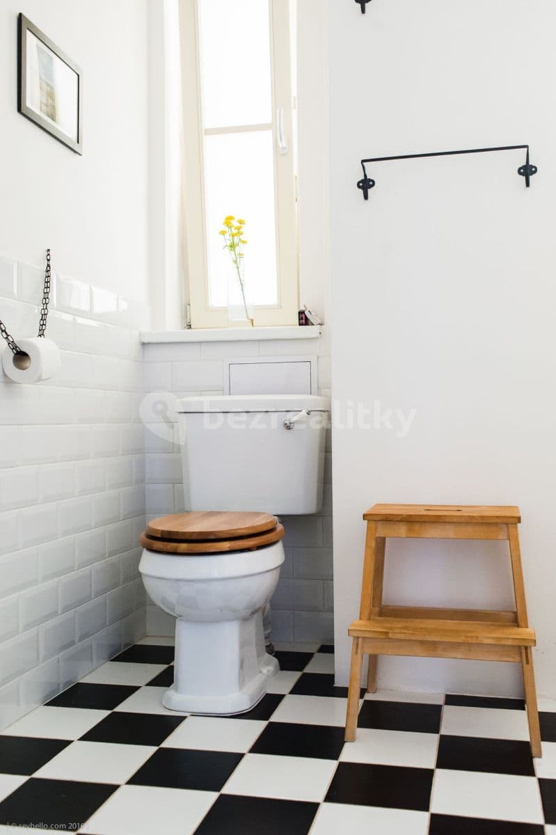 Prenájom bytu 3-izbový 69 m², Rooseveltova, Praha, Praha Prenájom bytu 3-izbový 69 m², Rooseveltova, Praha, Praha