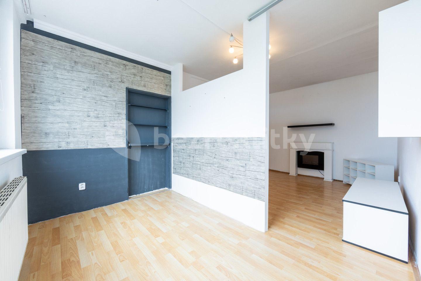 Predaj bytu 3-izbový 74 m², U Hačky, Chomutov, Ústecký kraj