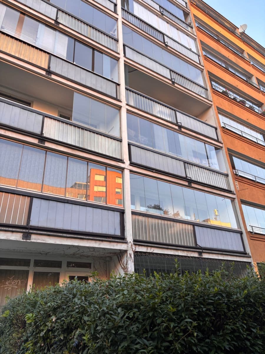 Prenájom bytu 3-izbový 78 m², Mariánská, Praha, Praha Prenájom bytu 3-izbový 78 m², Mariánská, Praha, Praha