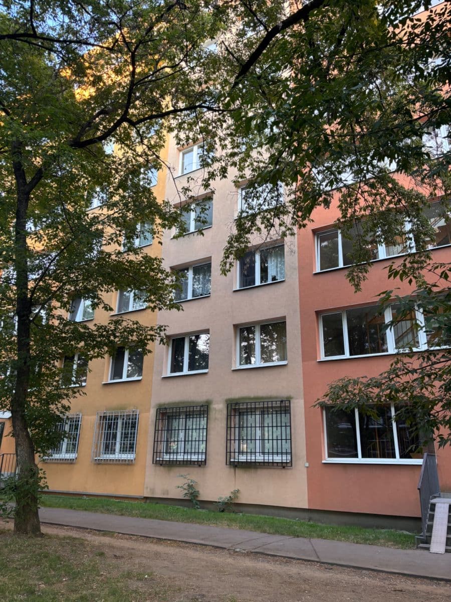 Prenájom bytu 3-izbový 78 m², Mariánská, Praha, Praha Prenájom bytu 3-izbový 78 m², Mariánská, Praha, Praha