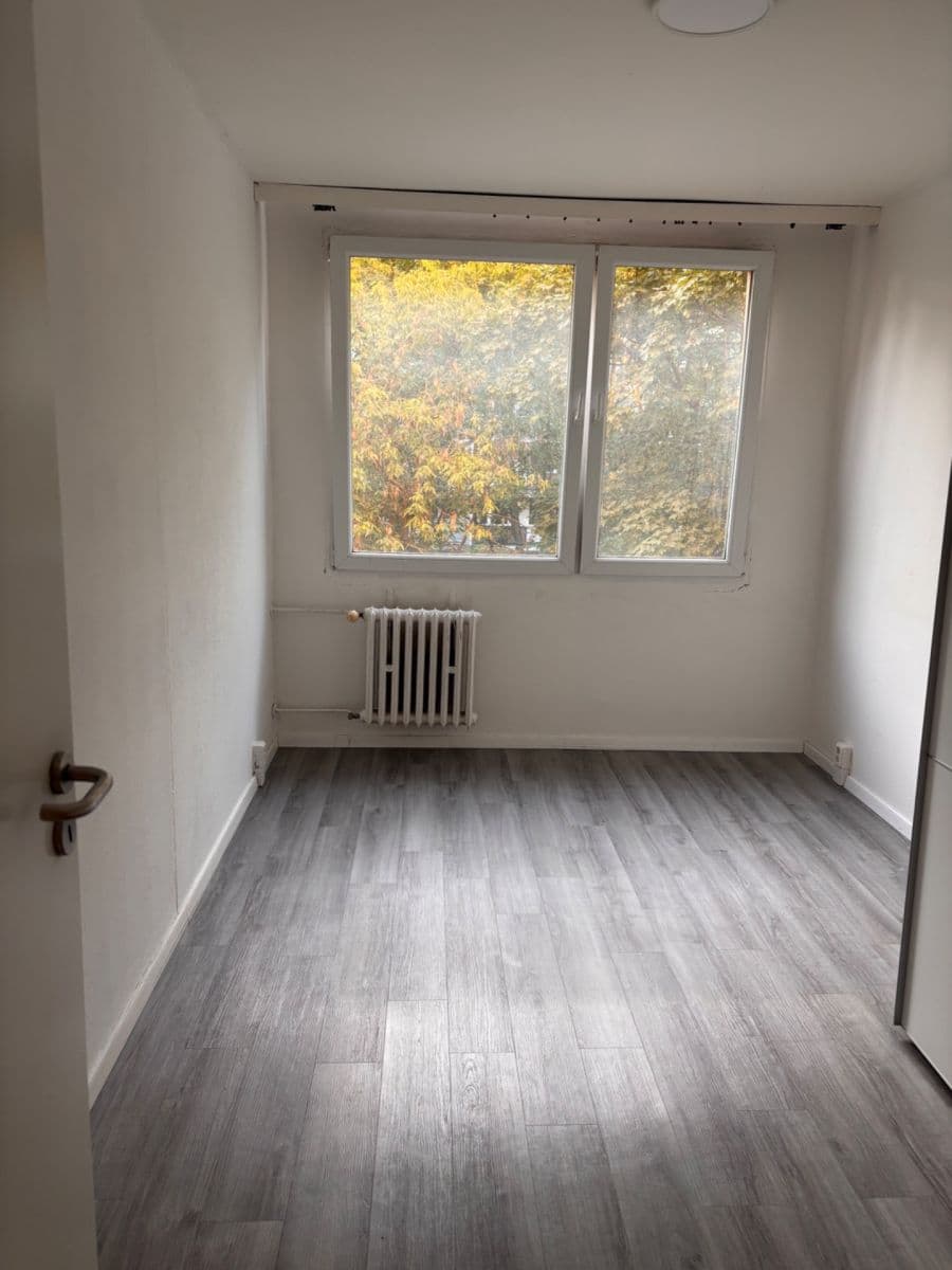 Prenájom bytu 3-izbový 78 m², Mariánská, Praha, Praha Prenájom bytu 3-izbový 78 m², Mariánská, Praha, Praha