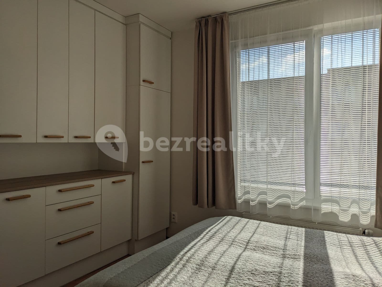 Prenájom bytu 2-izbový 59 m², Babická, Praha, Praha Prenájom bytu 2-izbový 59 m², Babická, Praha, Praha
