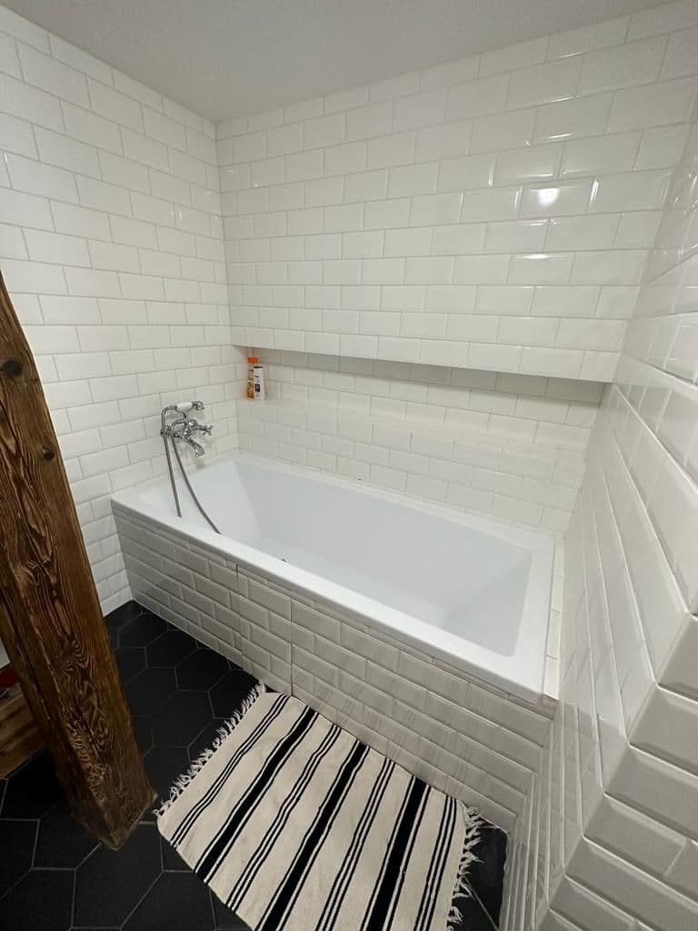 Prenájom bytu 2-izbový 56 m², Klapkova, Praha, Praha Prenájom bytu 2-izbový 56 m², Klapkova, Praha, Praha