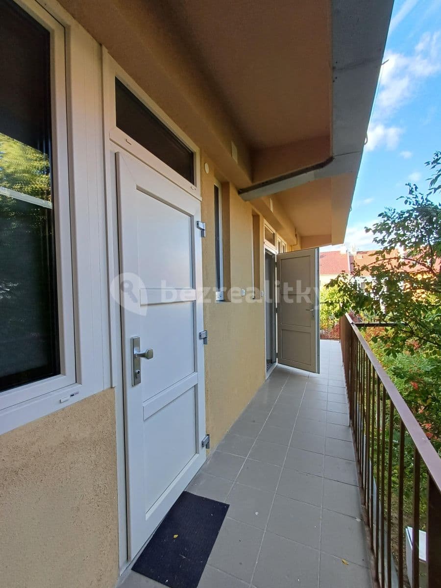 Prenájom bytu 1-izbový 26 m², Gallašova, Brno, Jihomoravský kraj Prenájom bytu 1-izbový 26 m², Gallašova, Brno, Jihomoravský kraj