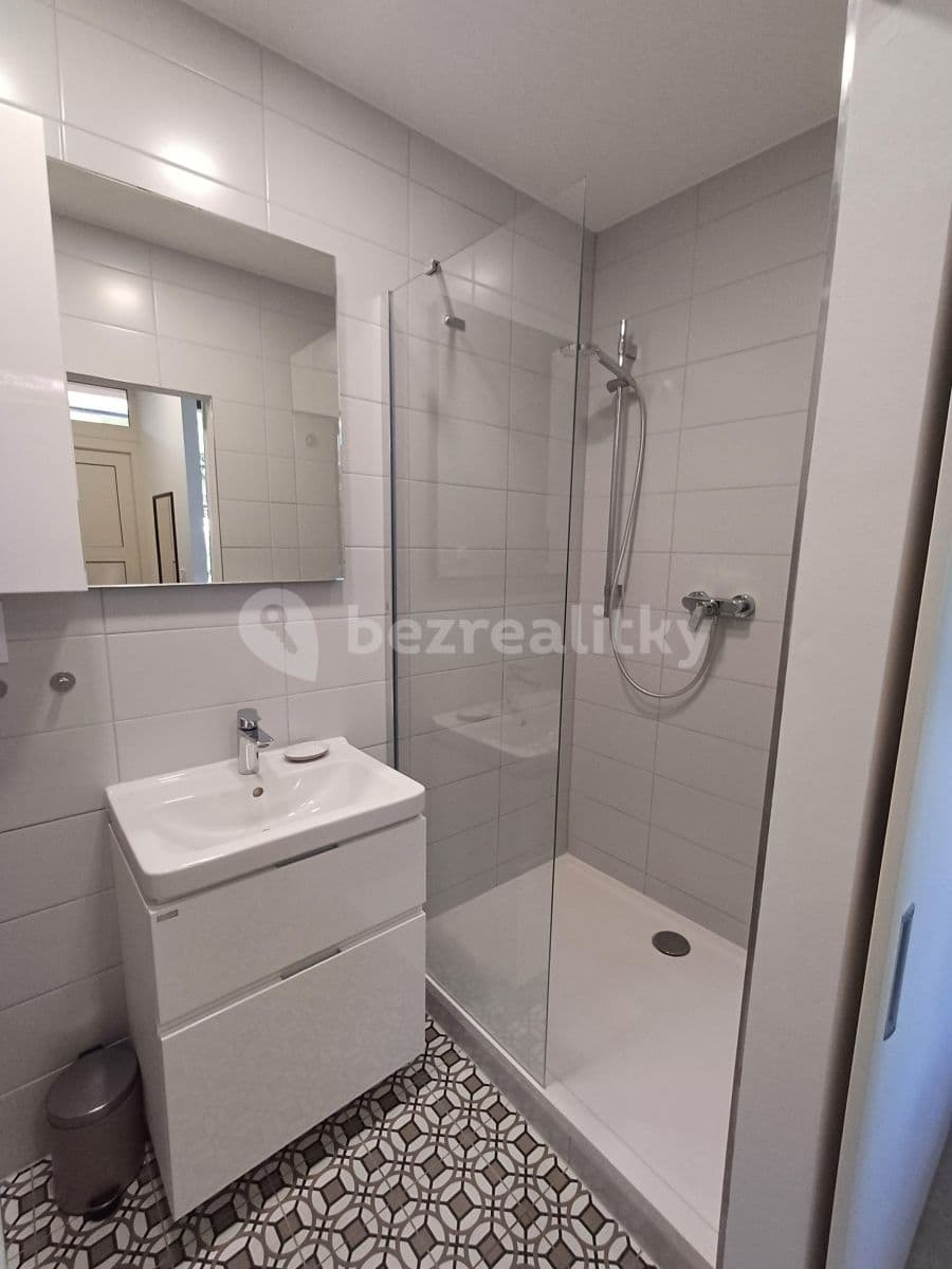 Prenájom bytu 1-izbový 26 m², Gallašova, Brno, Jihomoravský kraj Prenájom bytu 1-izbový 26 m², Gallašova, Brno, Jihomoravský kraj
