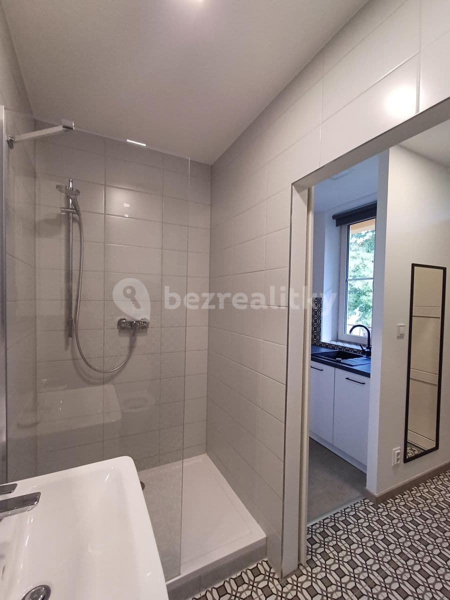 Prenájom bytu 1-izbový 26 m², Gallašova, Brno, Jihomoravský kraj Prenájom bytu 1-izbový 26 m², Gallašova, Brno, Jihomoravský kraj