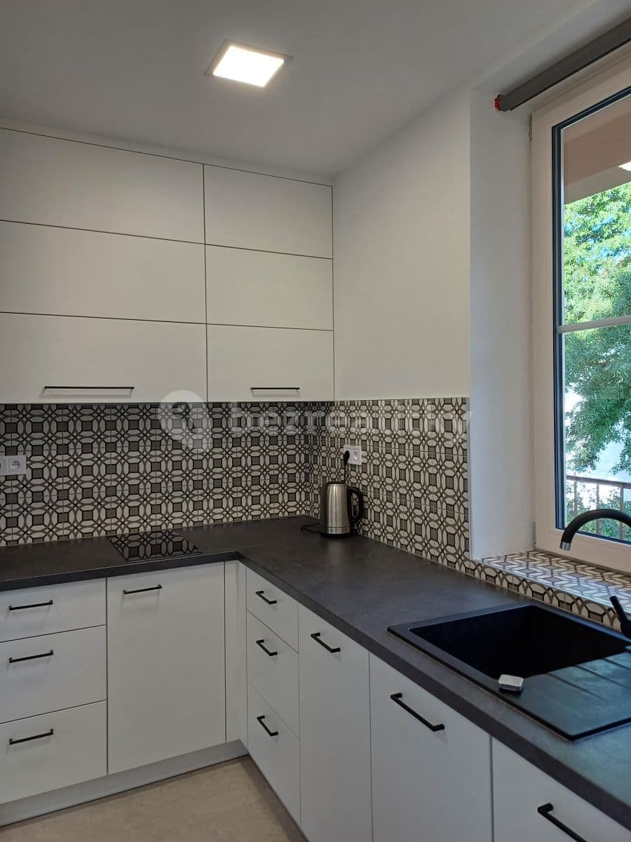 Prenájom bytu 1-izbový 26 m², Gallašova, Brno, Jihomoravský kraj Prenájom bytu 1-izbový 26 m², Gallašova, Brno, Jihomoravský kraj