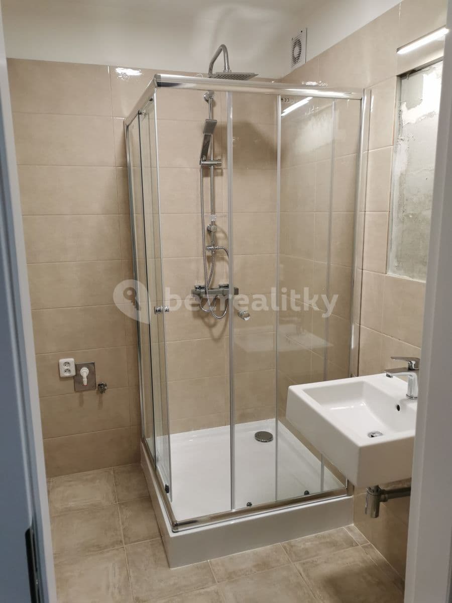 Prenájom bytu 2-izbový 42 m², Krupská, Praha, Praha Prenájom bytu 2-izbový 42 m², Krupská, Praha, Praha