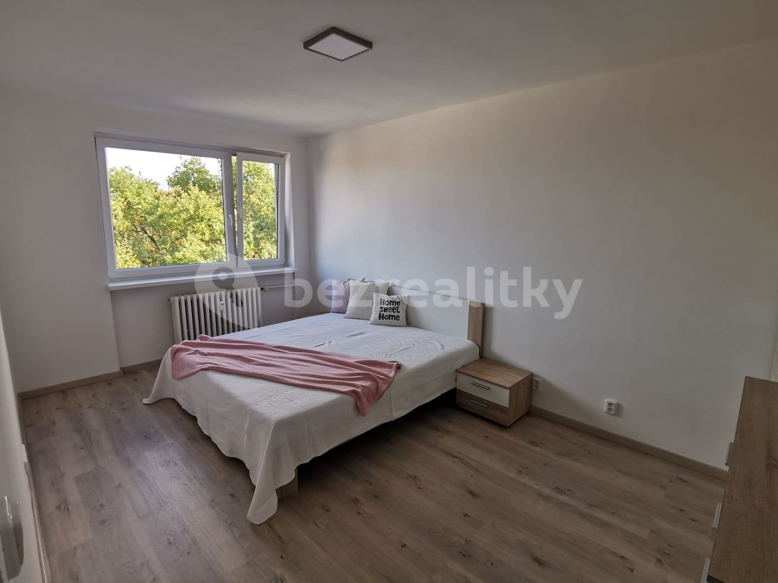 Prenájom bytu 2-izbový 42 m², Krupská, Praha, Praha Prenájom bytu 2-izbový 42 m², Krupská, Praha, Praha