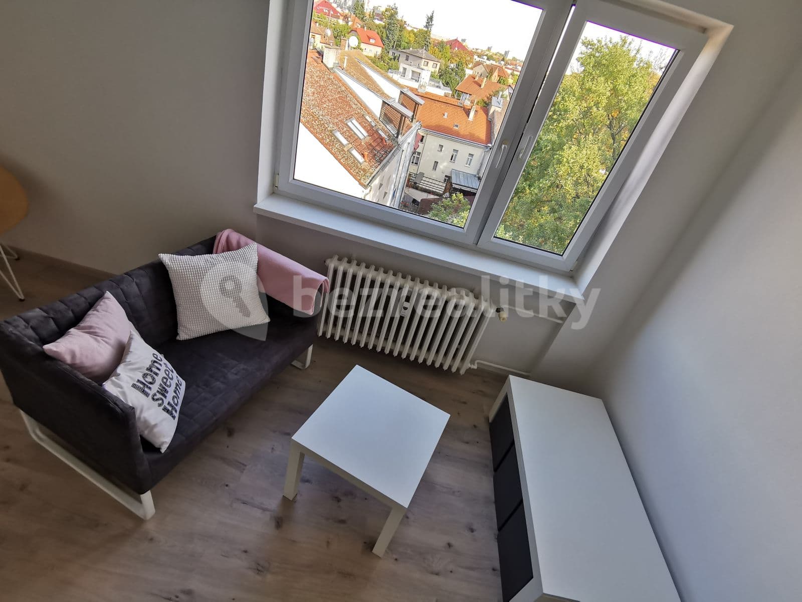 Prenájom bytu 2-izbový 42 m², Krupská, Praha, Praha Prenájom bytu 2-izbový 42 m², Krupská, Praha, Praha