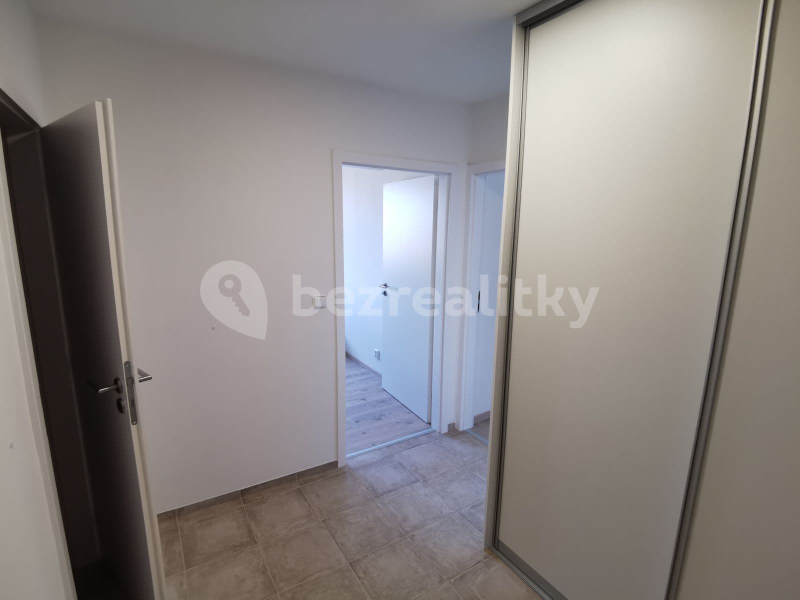 Prenájom bytu 2-izbový 42 m², Krupská, Praha, Praha Prenájom bytu 2-izbový 42 m², Krupská, Praha, Praha
