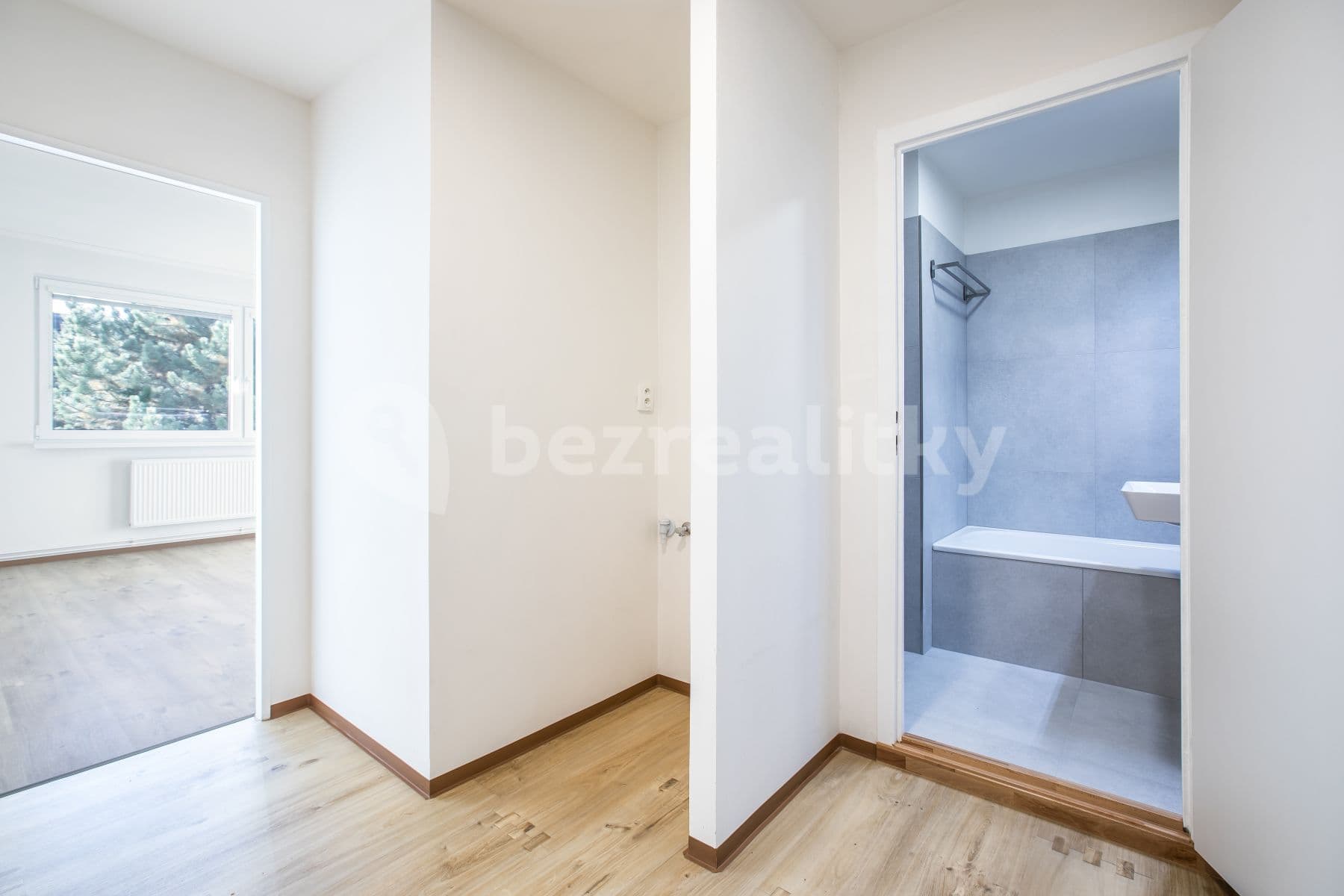 Prenájom bytu 2-izbový 55 m², Hodkovická, Liberec, Liberecký kraj Prenájom bytu 2-izbový 55 m², Hodkovická, Liberec, Liberecký kraj